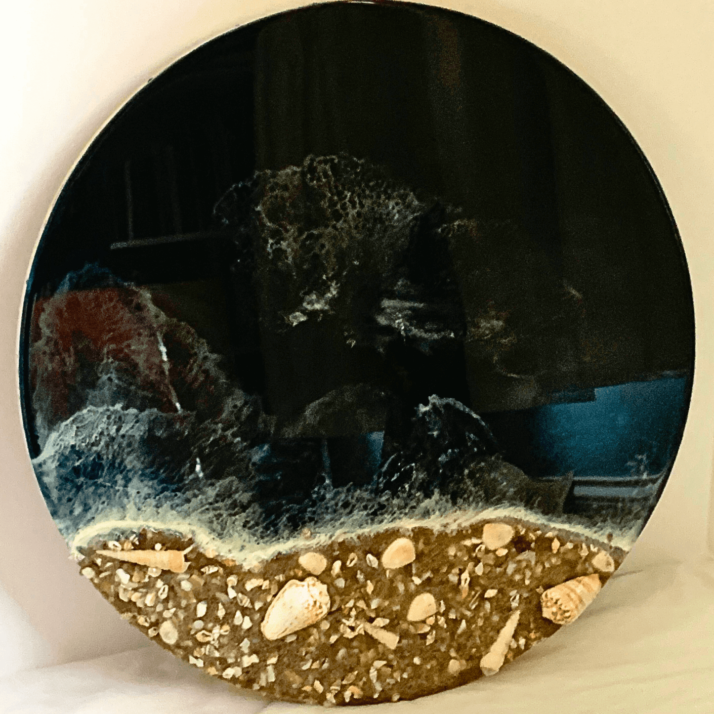 Deep Blue Ocean Scene with Real Sand & Shells to Bring the Beauty of the Beach Inside