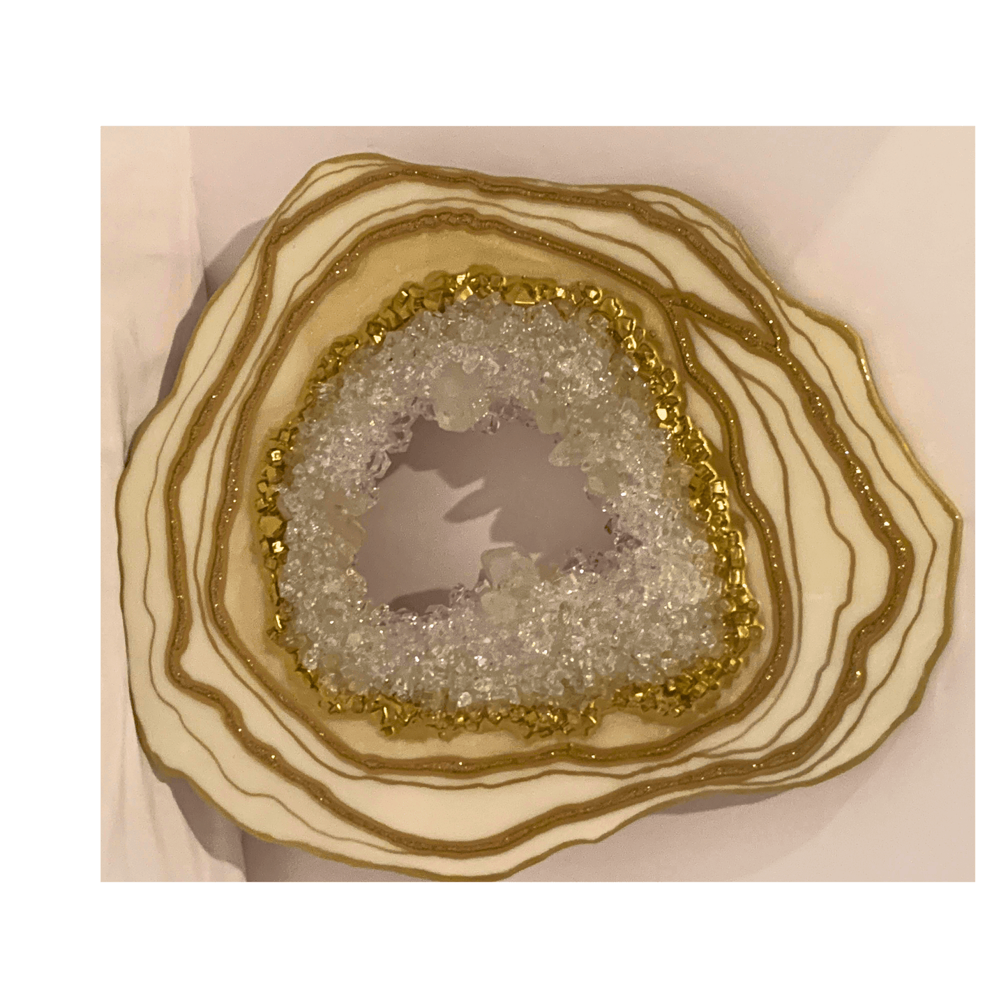 "CREAMY WHITE & GOLD GEODE" Modern Resin Art With Real Crystal Quartz Points