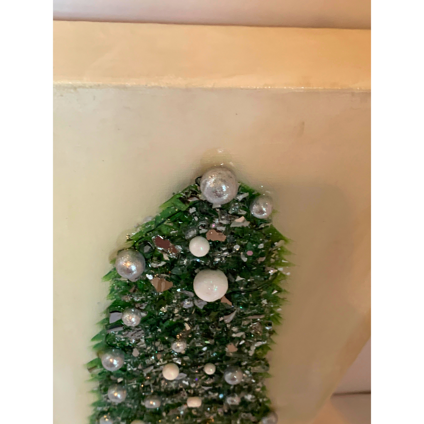"SILVER & WHITE" Christmas Tree Modern Resin Crystal Art Lights Up