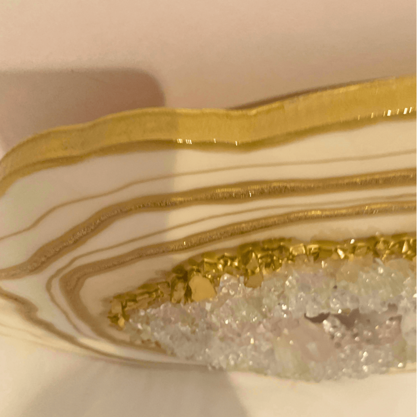 "CREAMY WHITE & GOLD GEODE" Modern Resin Art With Real Crystal Quartz Points