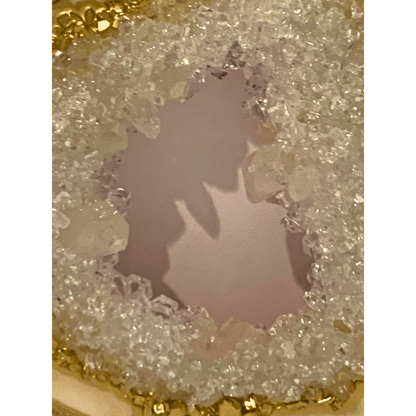 "CREAMY WHITE & GOLD GEODE" Modern Resin Art With Real Crystal Quartz Points