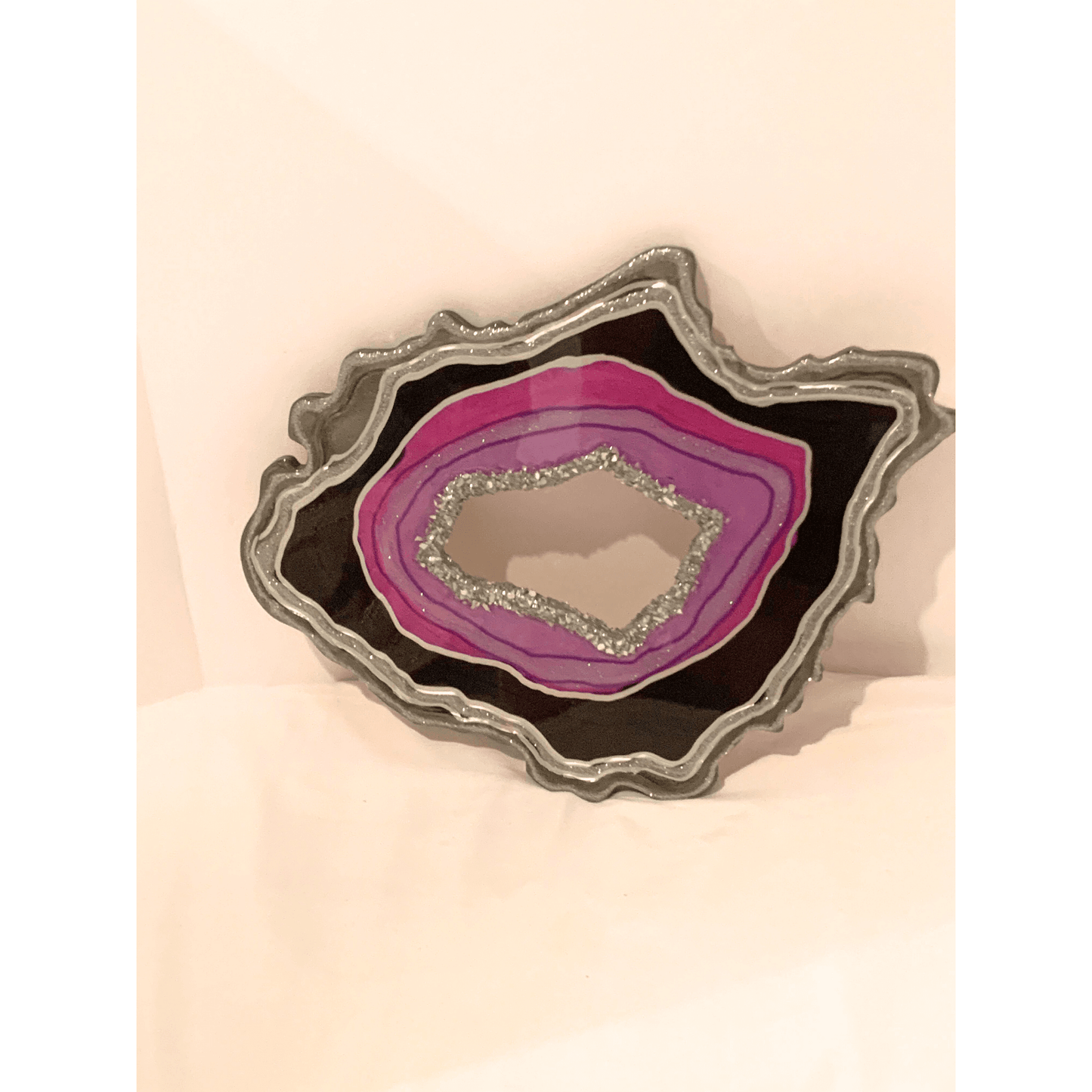 PRETTY IN PURPLE Modern Resin Geode Art